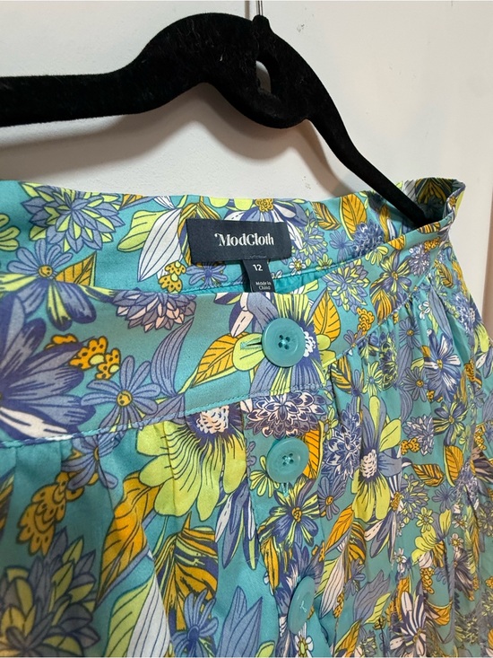 Modcloth Dresses & Skirts - ModCloth Teal Floral Button-Front Skirt with Blue and Yellow Blooms